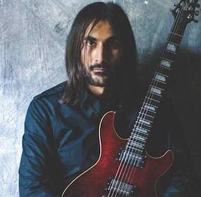 Γιάννης Κυρατσός